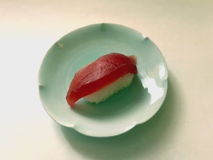 静岡駅チカなのに超新鮮でウマっ！【沼津魚がし鮨】「超レア！メニューにない“すし”」絶品まぐろ尽くしに舌つづみ♪