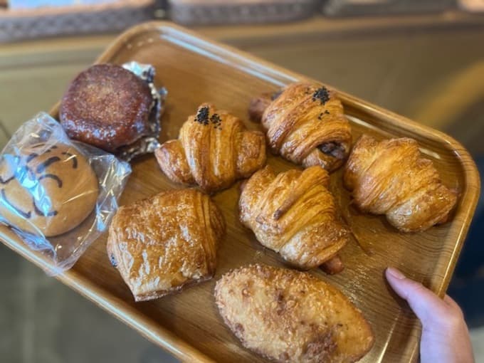 「もちもちジューシー」生地がおいしいカレーパン&子どもが大好きキャラパン♪浜松の隠れ家パン屋【モンタンヴェール】
