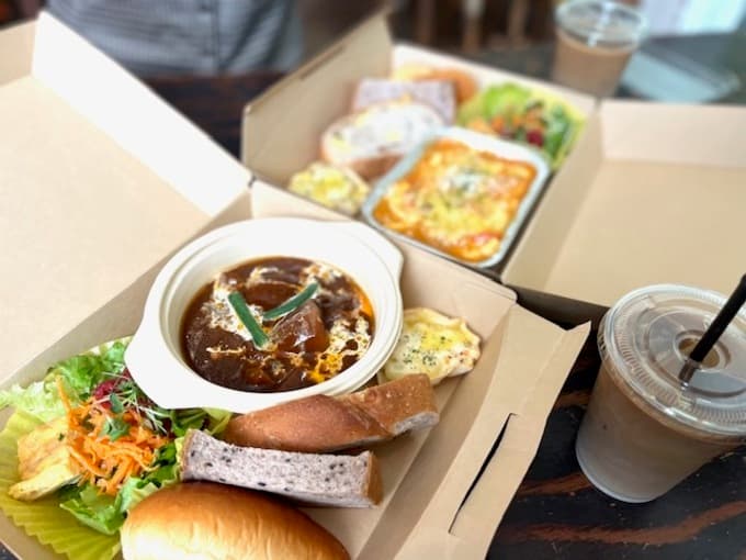 【浜松都田】「動物園に行った気分で癒される～♪」馬がいるパン屋【ブロートリーベン】