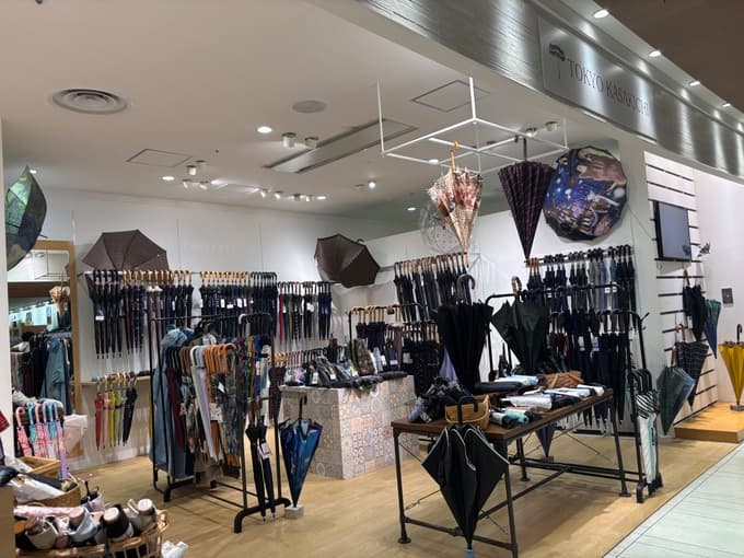 雨の日も晴れの日も使いたい！セノバの傘専門店『東京傘吉』