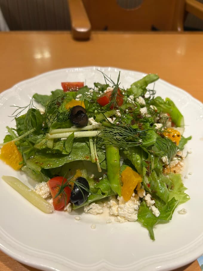 さわやかのサラダが超絶美味しい！【セノバ5階さわやか】夏の農園サラダを食すべし！